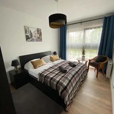 Appartamento Przestronny Nowoczesny Apartament W Centrum Wroclawia Z Widokiem Na Rzeke