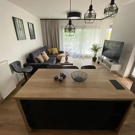 Appartamento Przestronny Nowoczesny Apartament W Centrum Wroclawia Z Widokiem Na Rzeke Breslavia